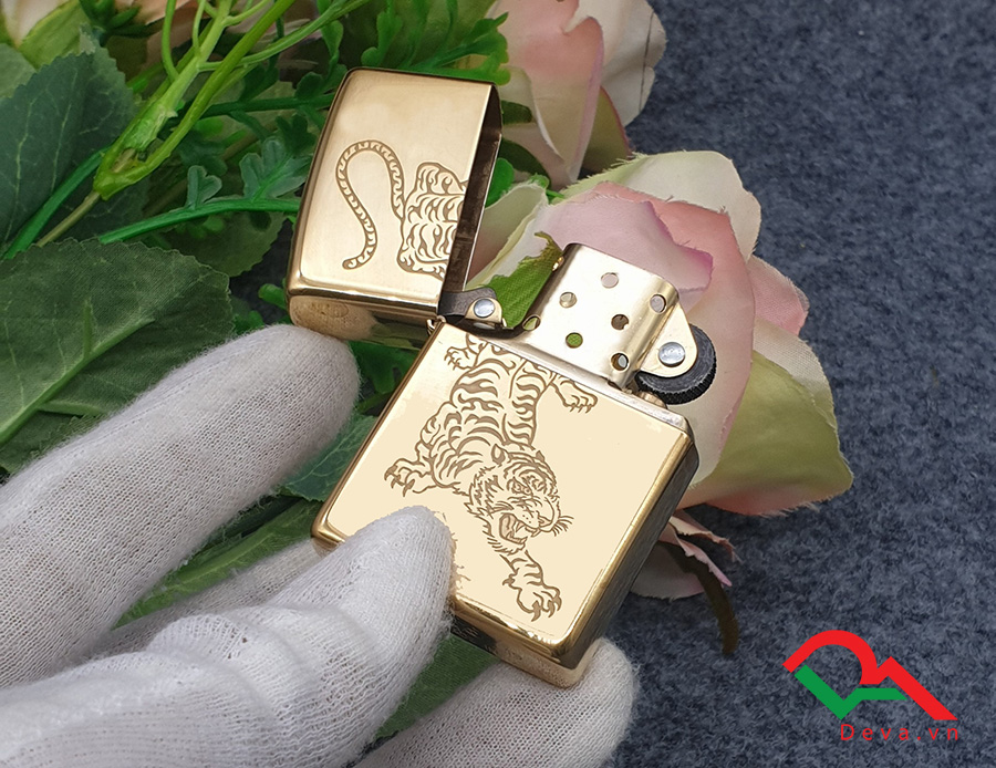 Bật lửa Zippo hình hổ