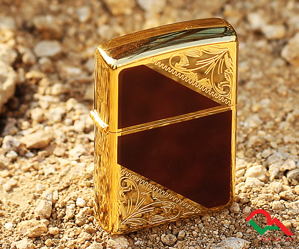 Zippo mạ vàng chéo chặt góc cực kỳ chất lượng